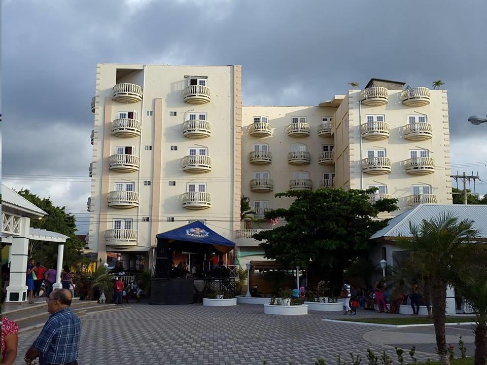 Hotel Art Deco Beach Ла-Сейба Екстер'єр фото